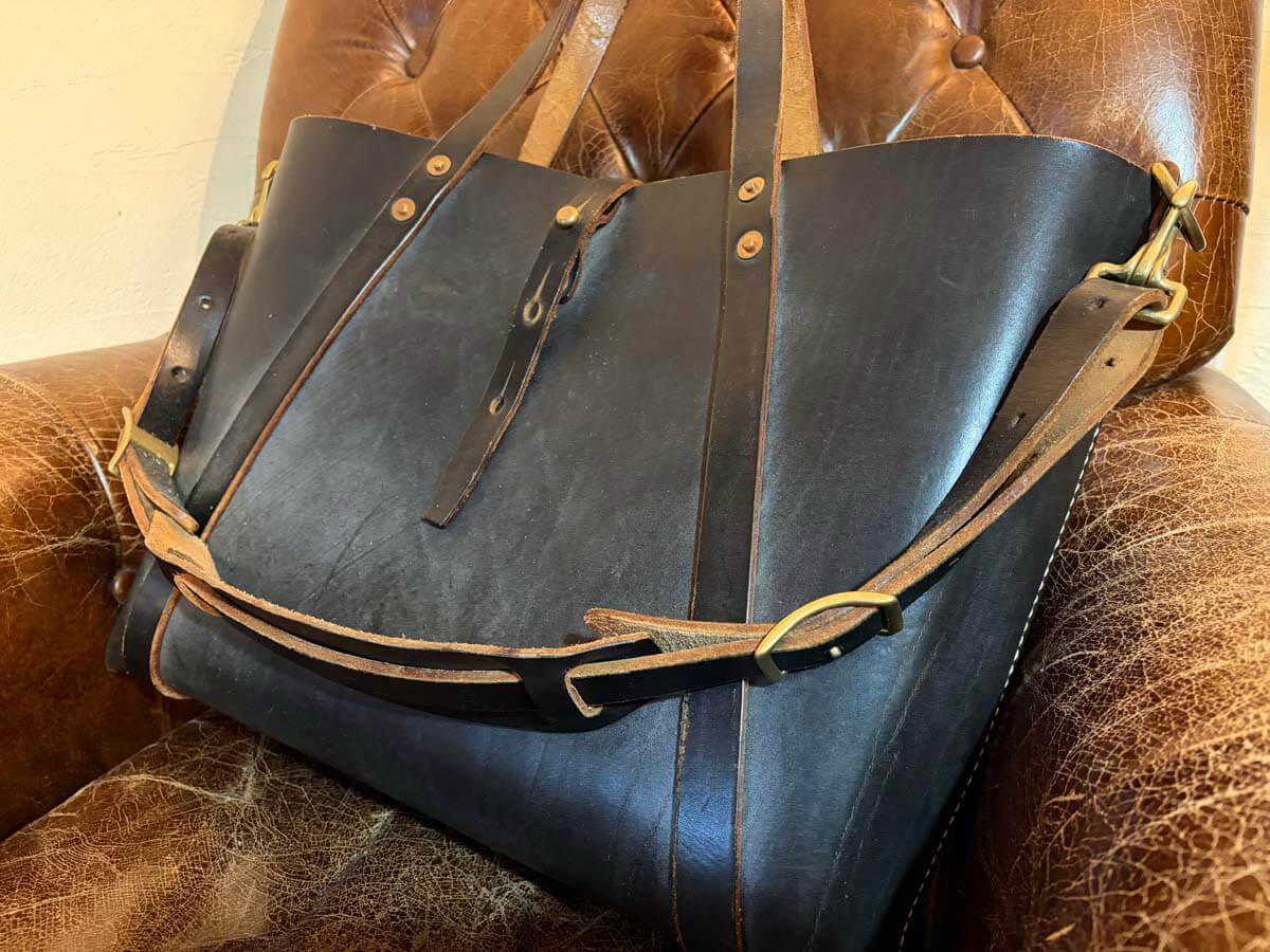 ブライドルレザーとはpage-visual ブライドルレザーとはビジュアル